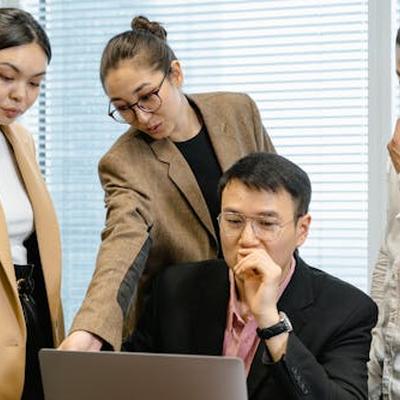 俞义金